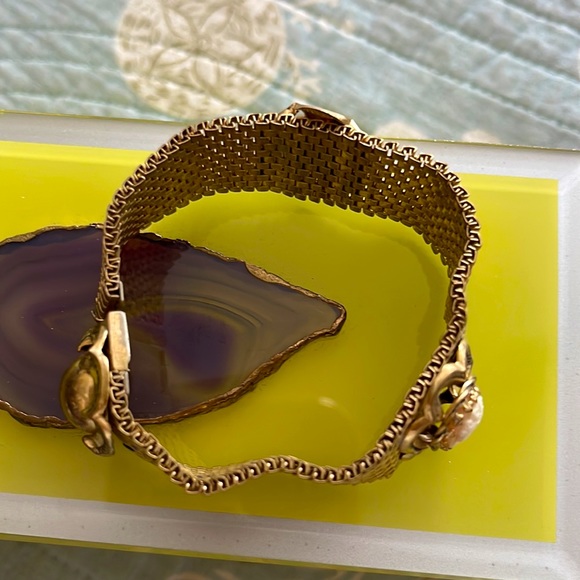 Victorian old carved cameo bracelet I think it’s silver with gold plated overlay - Picture 5 of 17